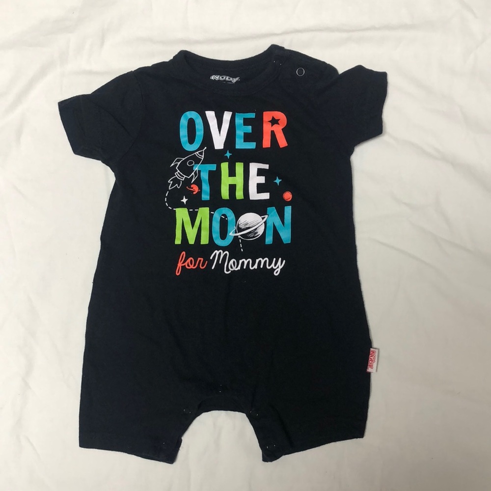 Unisex baby romper, sz 6-9 mos